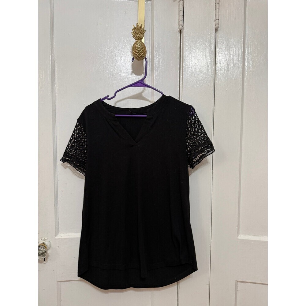 Zatticas women’s size medium, black, beautiful blouse T-shirt